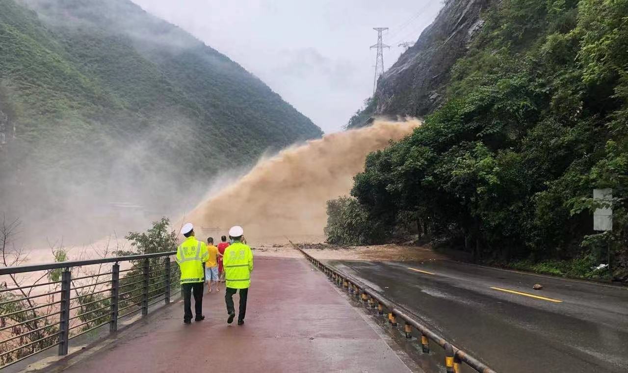 水雨情在線(xiàn)監(jiān)測(cè)系統(tǒng) 為什么要進(jìn)行雨水在線(xiàn)自動(dòng)監(jiān)測(cè)(圖2)